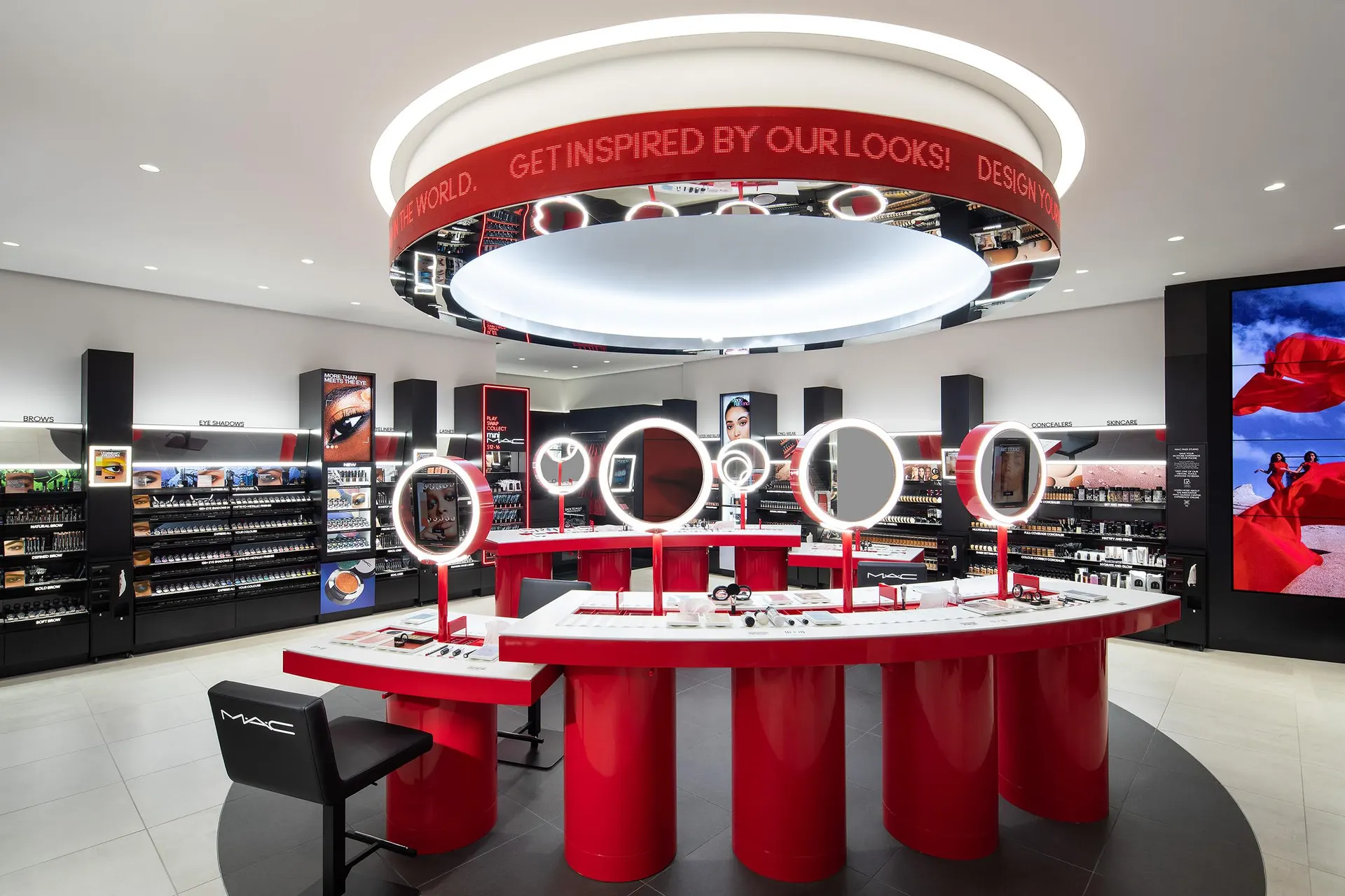MAC Cosmetics Innovation Lab retail experience